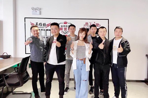 xinfly packaging team